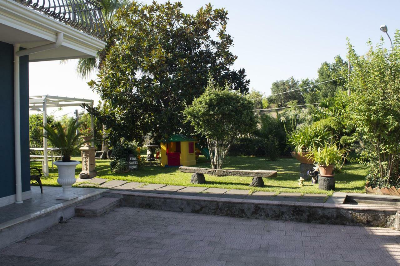 Etna Sweet Home Santa Venerina Exterior foto